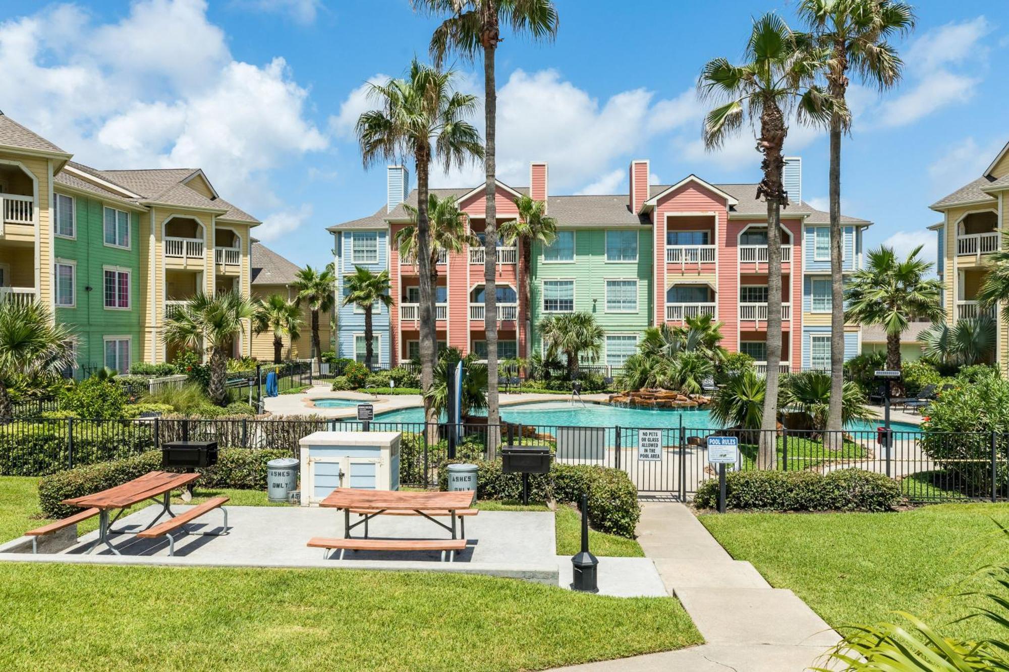 Dawn Condominiums Escape The Dawn Galveston Exterior photo